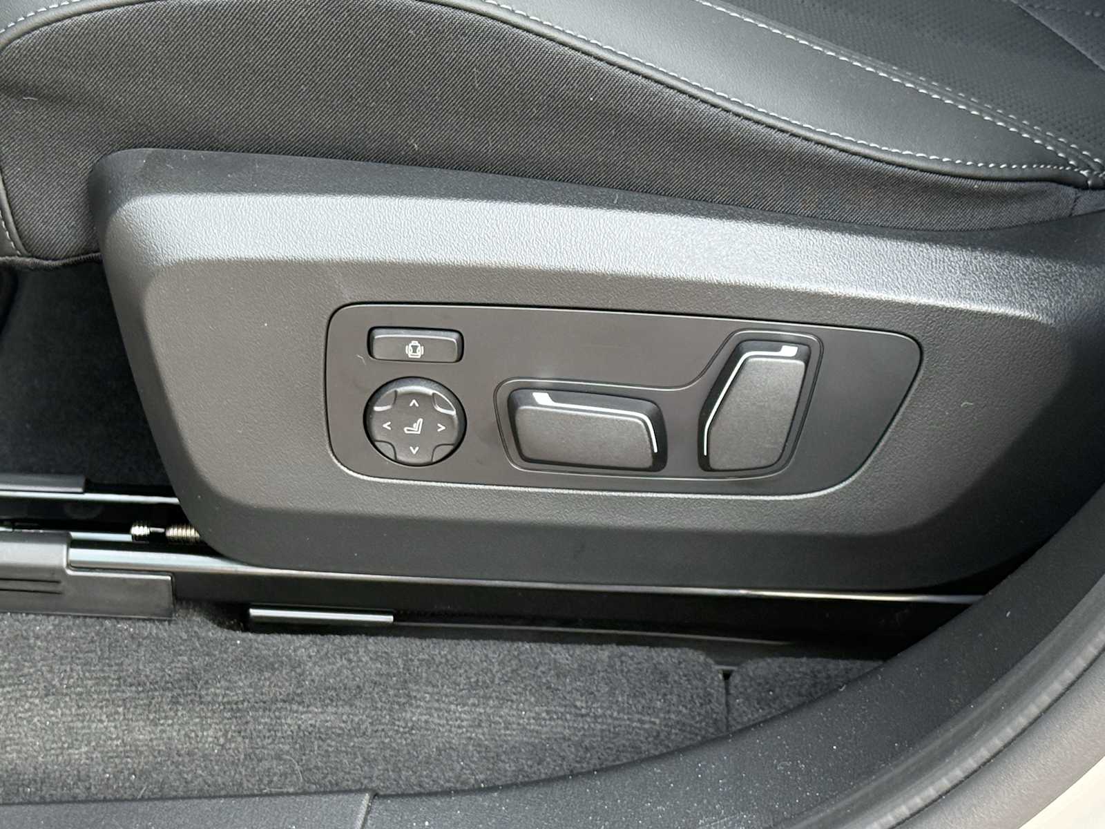 2025 BMW X3 30 - Photo 10