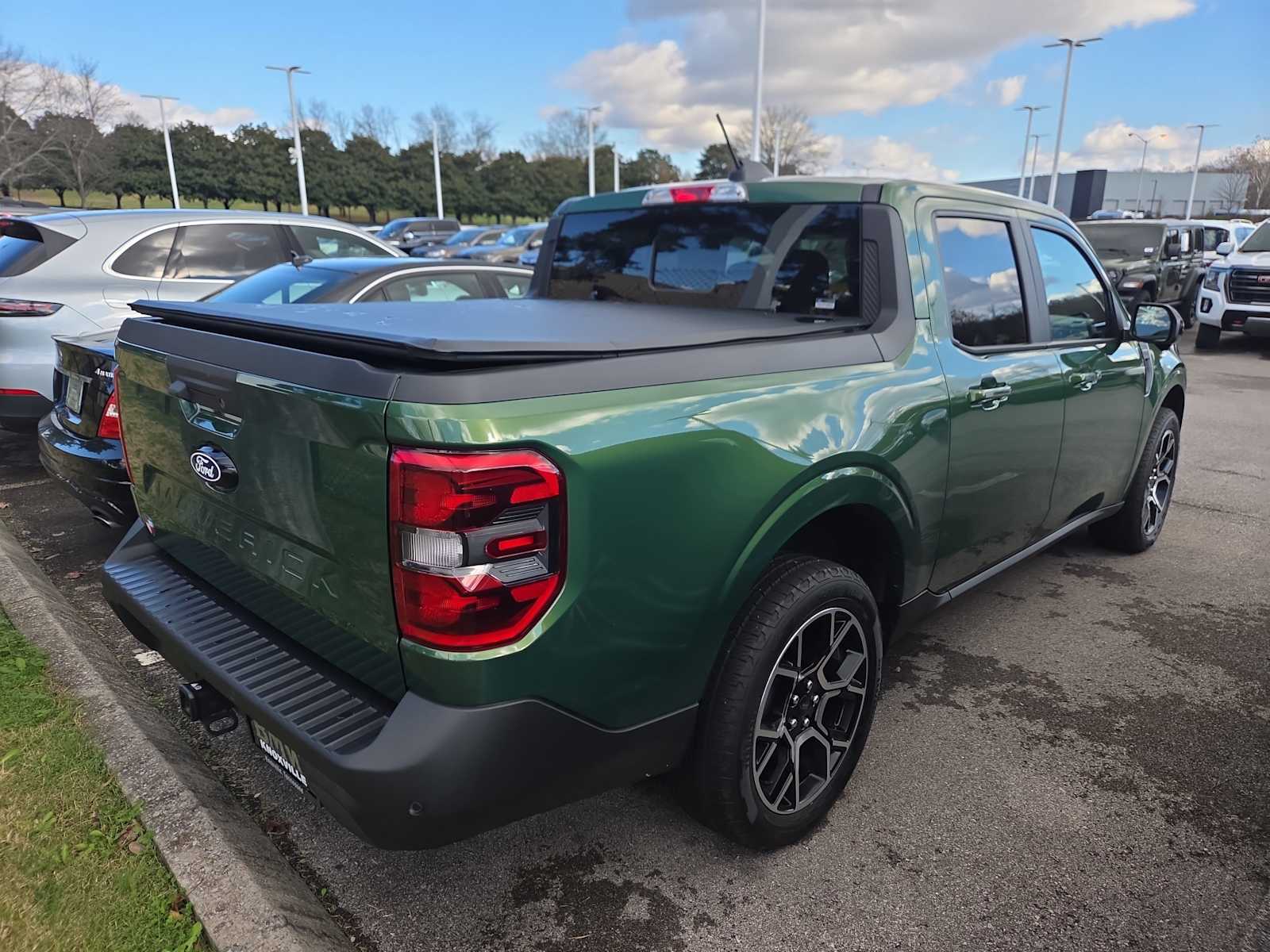 2025 Ford Maverick Lariat photo 4