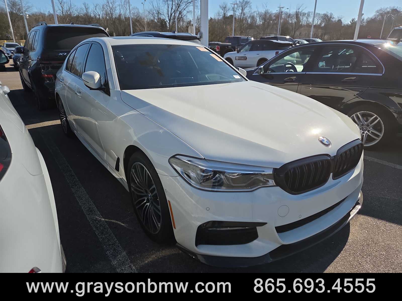 2017 BMW 5 Series 540i's photo