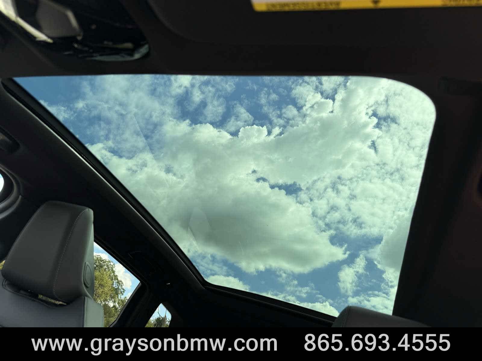 2026 BMW X3 30 - Photo 24