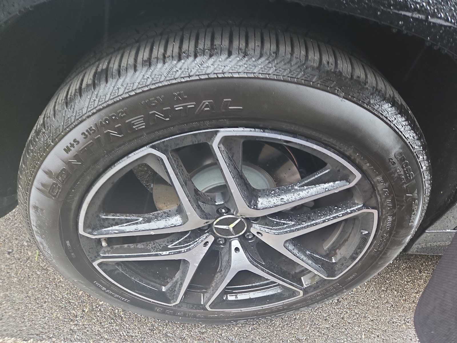 2025 Mercedes Benz GLE AMG 53 Coupe photo 3