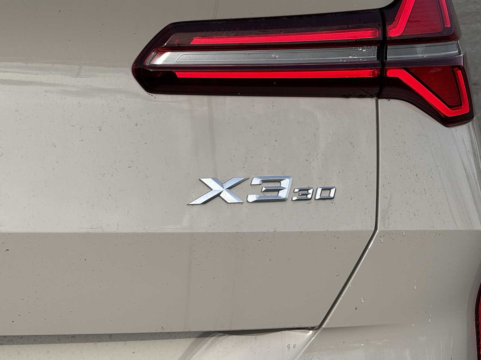 2025 BMW X3 30 - Photo 32