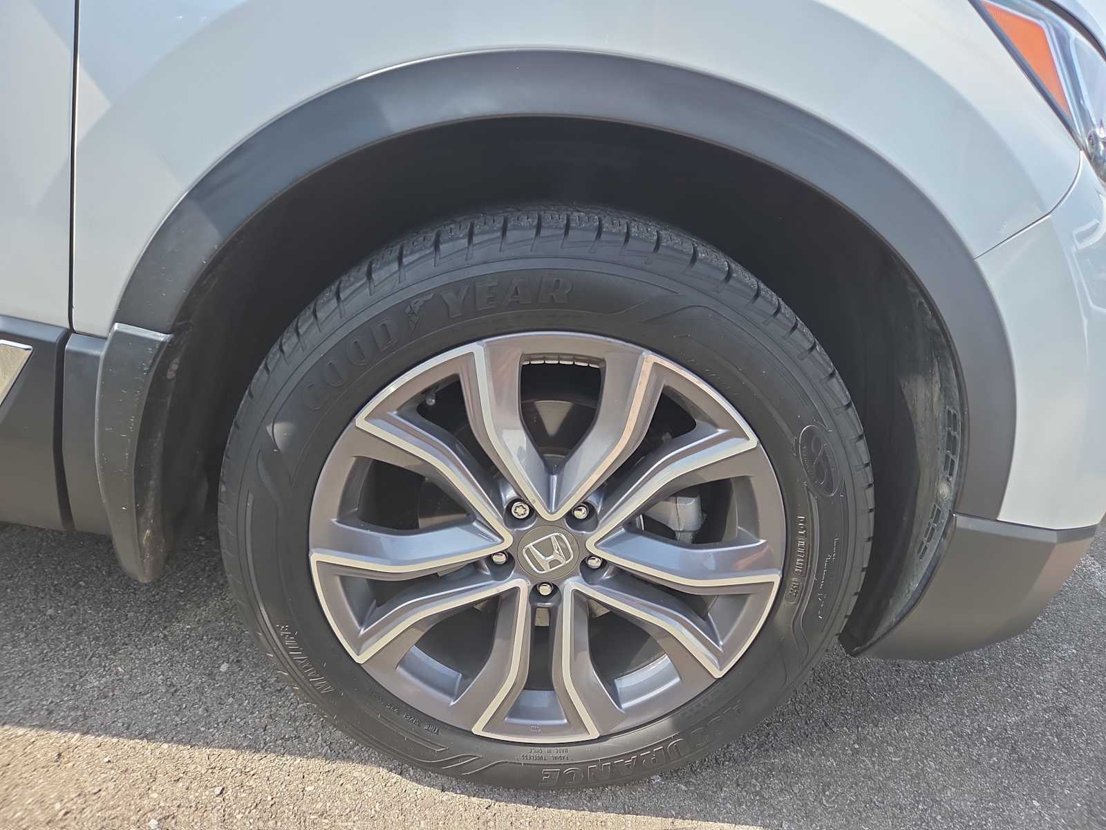 Used 2020 Honda CR-V Touring with VIN 2HKRW2H9XLH627140 for sale in Knoxville, TN