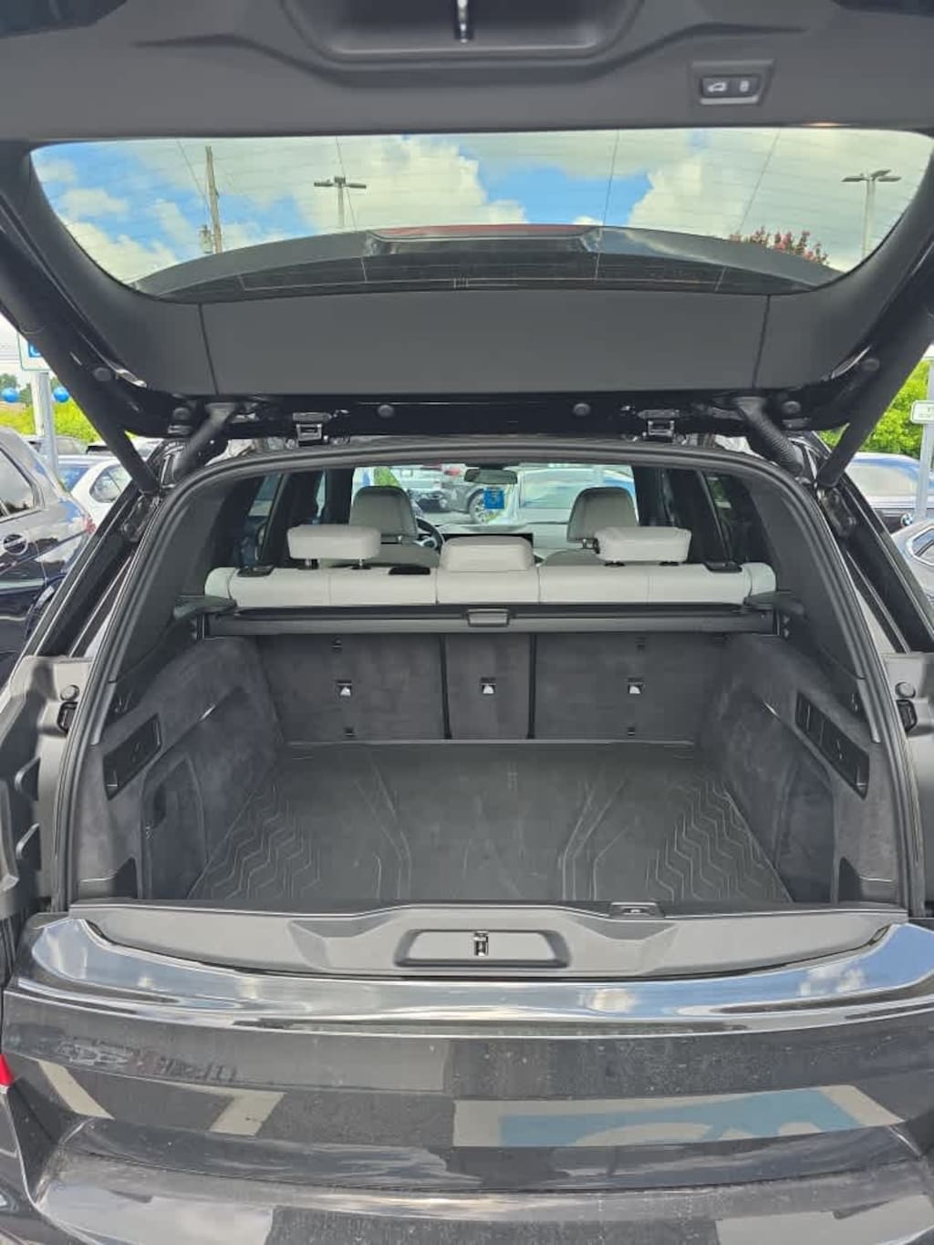 Used 2025 BMW X5 M60i SUV