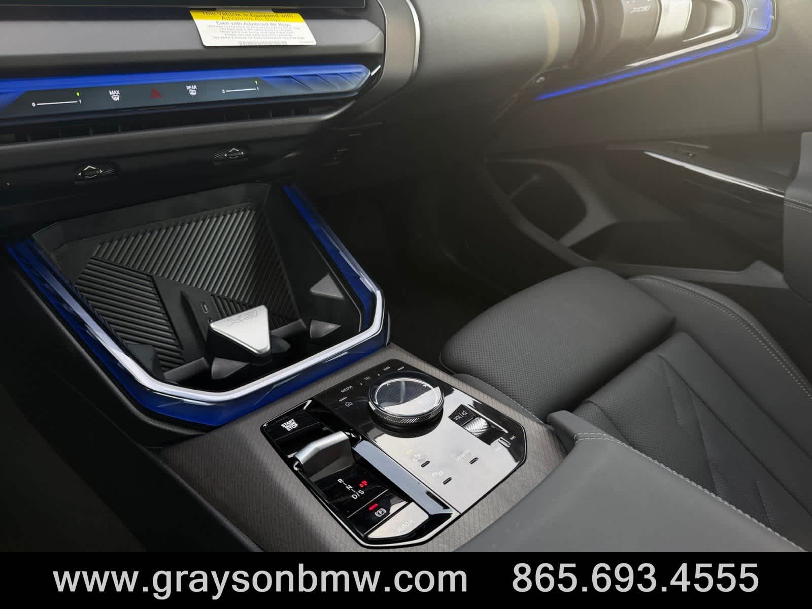 2026 BMW X3 30 - Photo 33