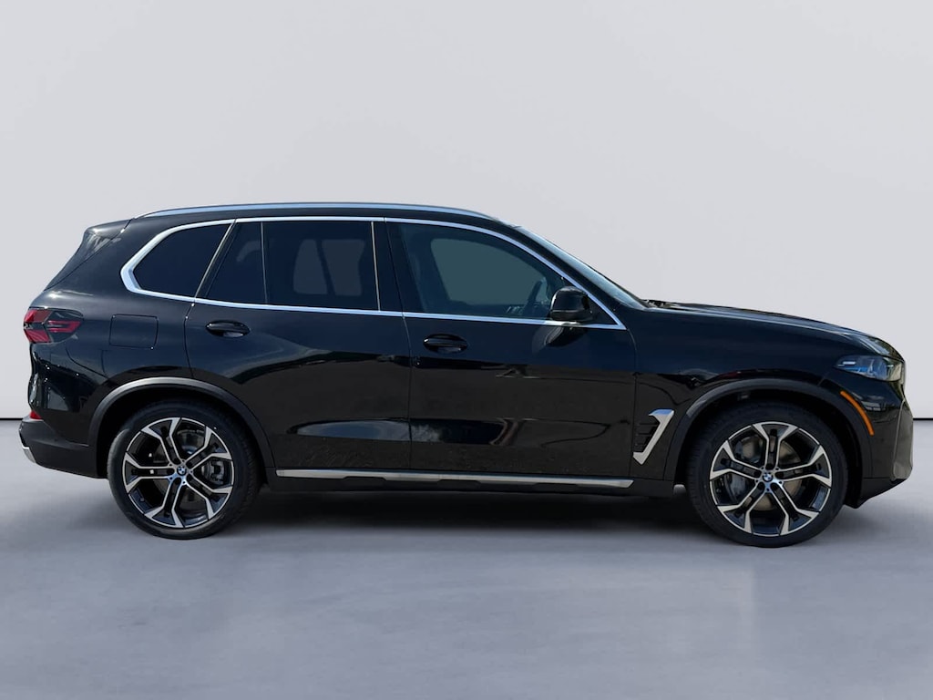 New 2026 BMW X5 PHEV xDrive50e SUV