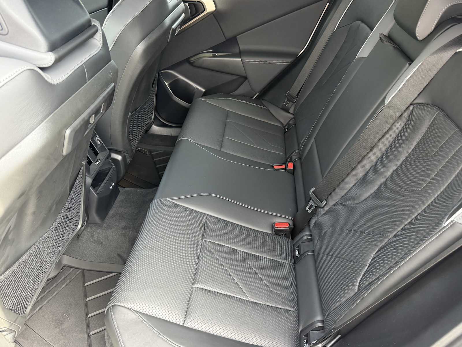 2025 BMW X3 30 - Photo 28