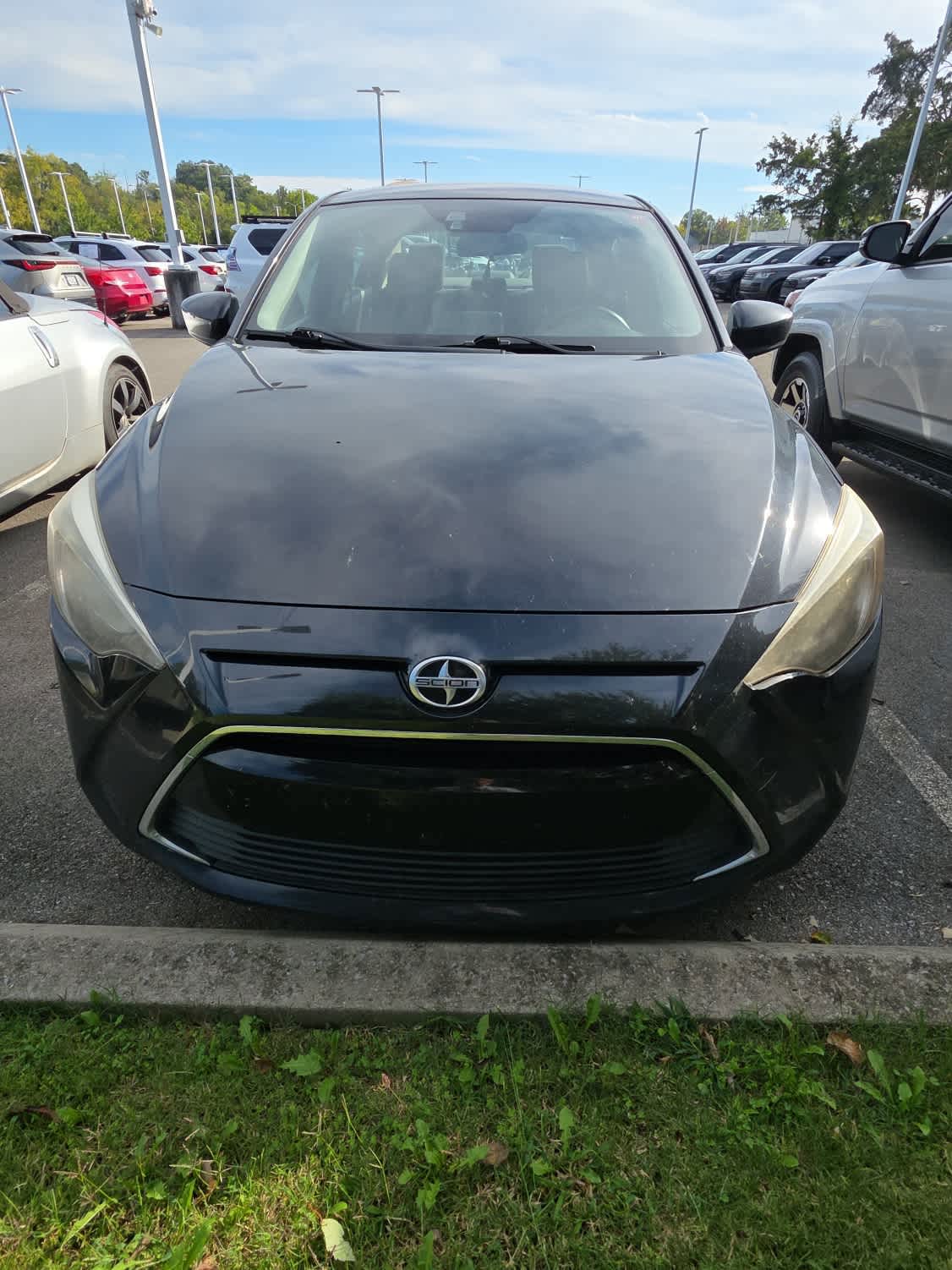 2016 Scion iA photo 2