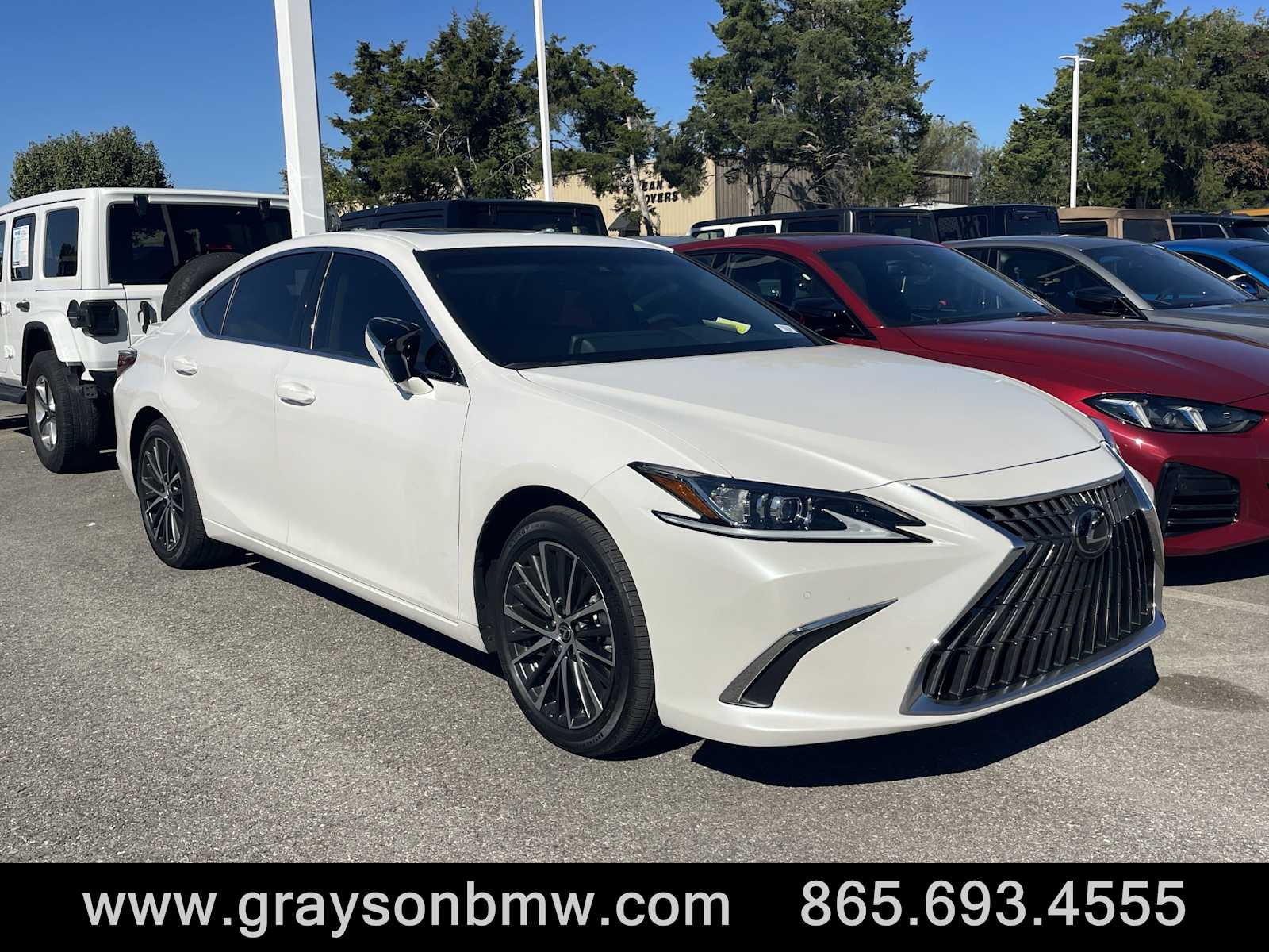 2025 Lexus ES