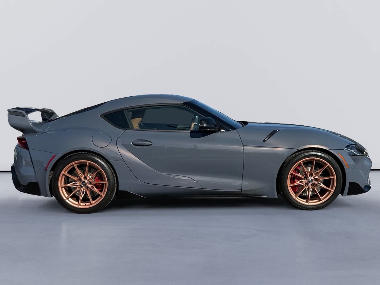 2023 Toyota Supra 3.0 photo 2