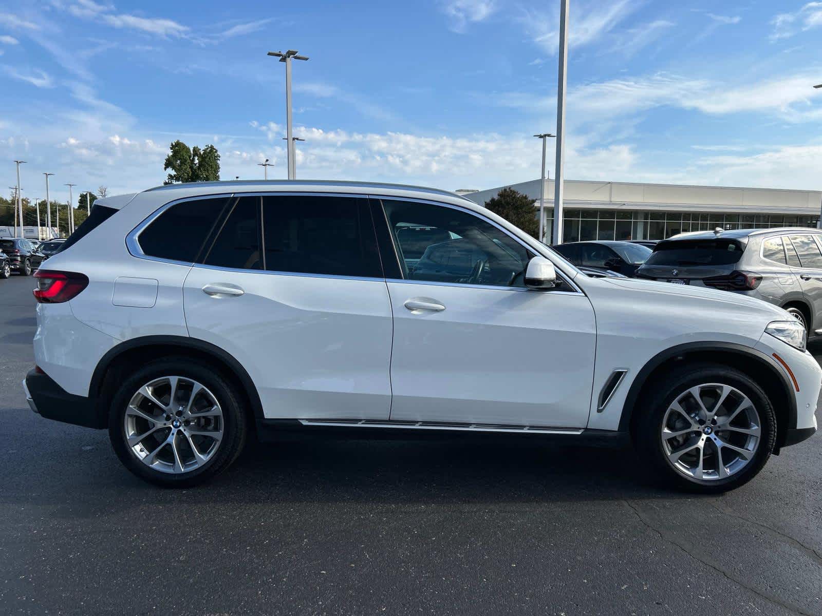 Used 2023 BMW X5 40i with VIN 5UXCR6C01P9P66129 for sale in Knoxville, TN