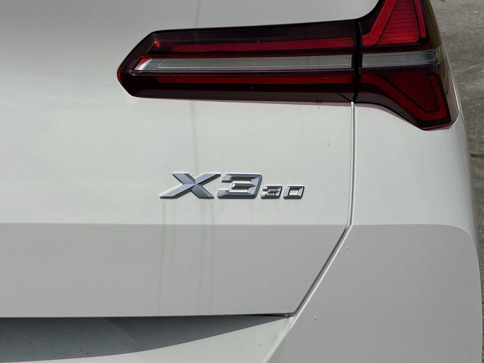 2025 BMW X3 30 - Photo 32