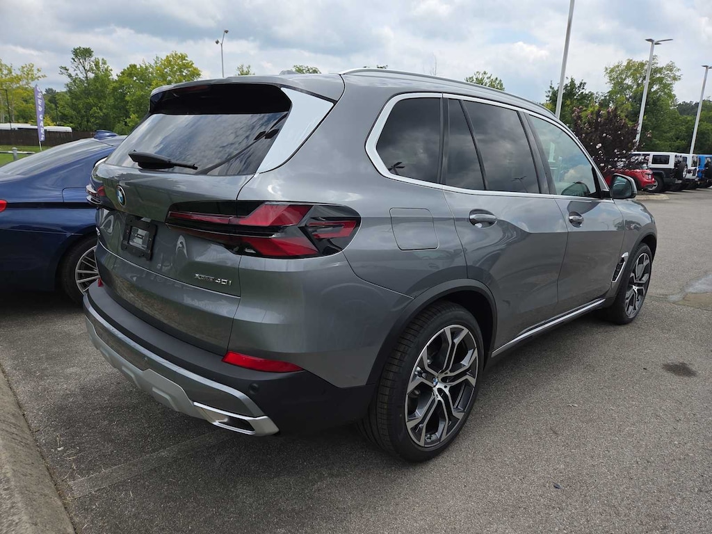 New 2026 BMW X5 xDrive40i SUV