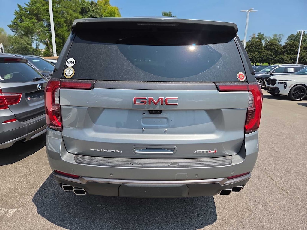 Used 2025 GMC Yukon XL AT4 Ultimate SUV