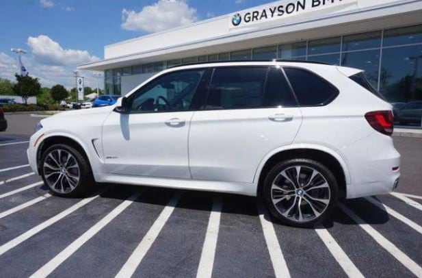 Buying a Service Loaner Vehicle in Knoxville, TN | Grayson BMW