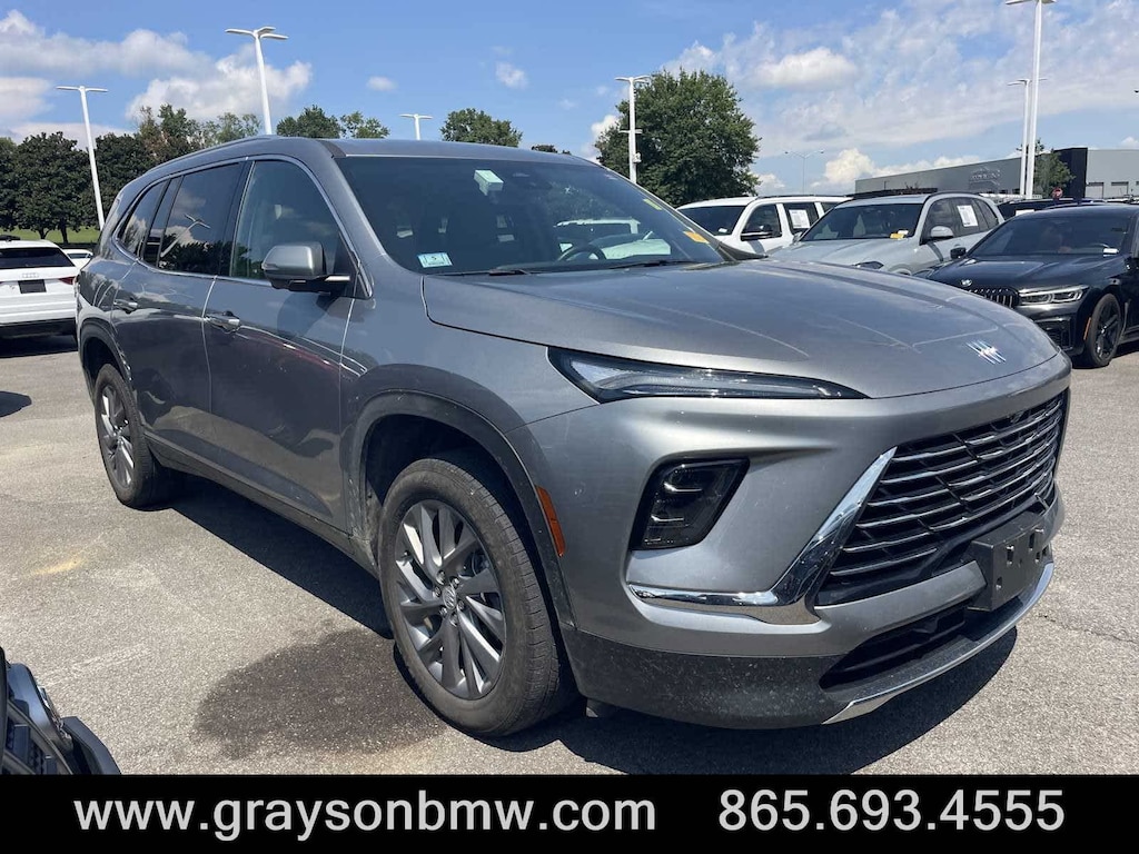 Used 2025 Buick Enclave Preferred SUV