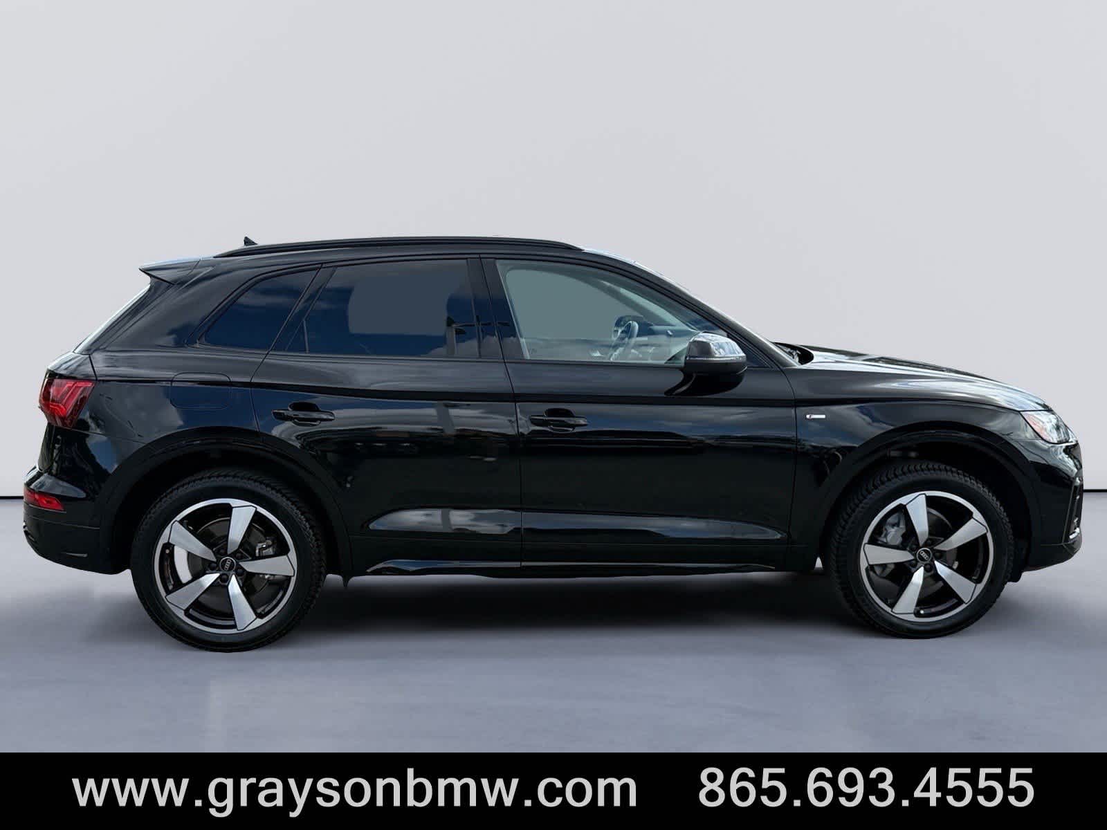 2022 Audi Q5 S line Premium Prestige photo 2