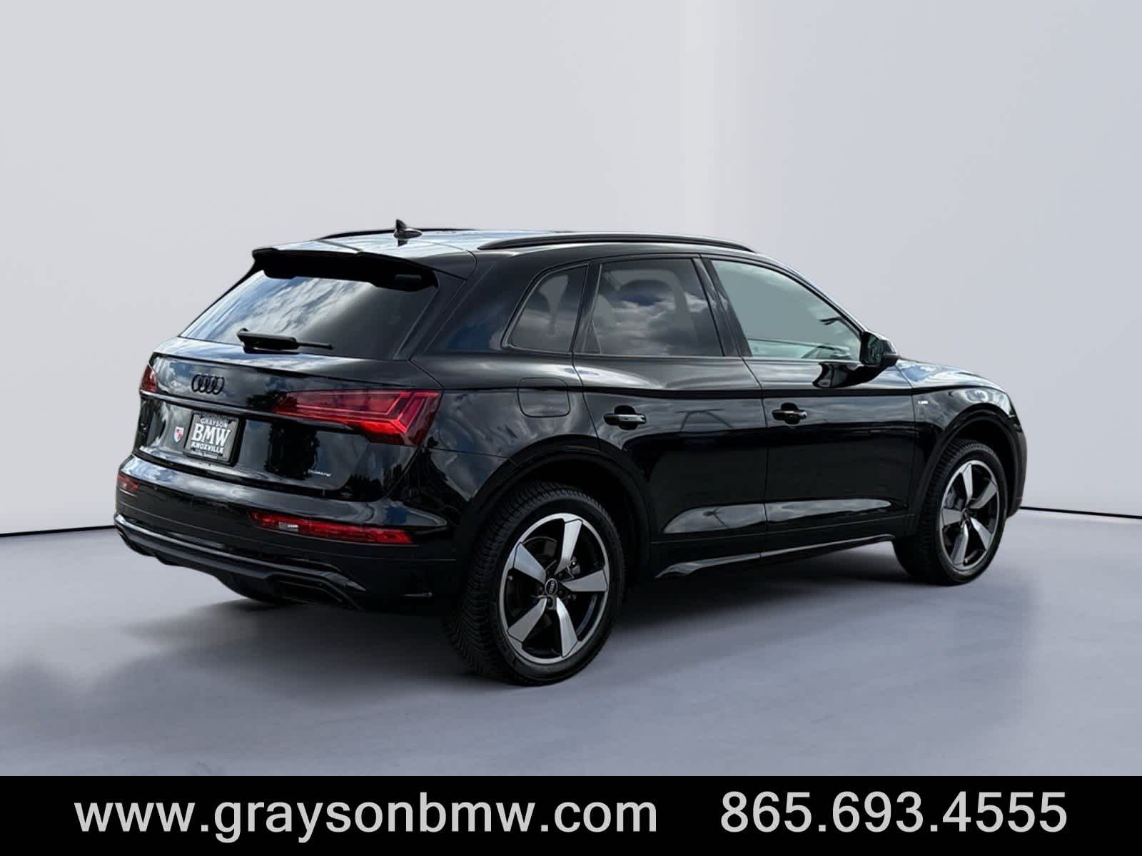 2022 Audi Q5 S line Premium Prestige photo 3