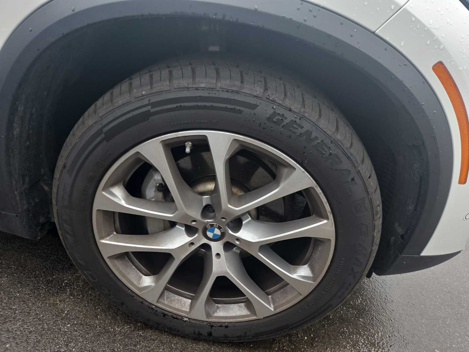 2023 Bmw X5 xDrive40i photo 2