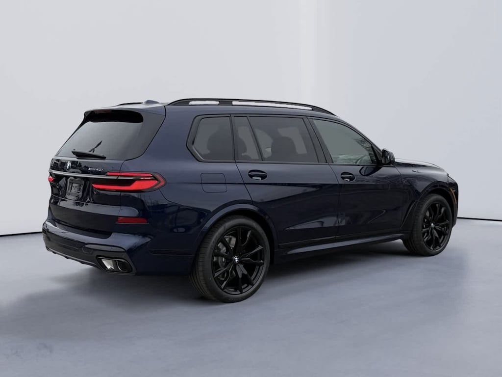 New 2026 BMW X7 xDrive40i SUV
