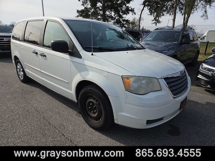 2008 Chrysler Town & Country LX Van