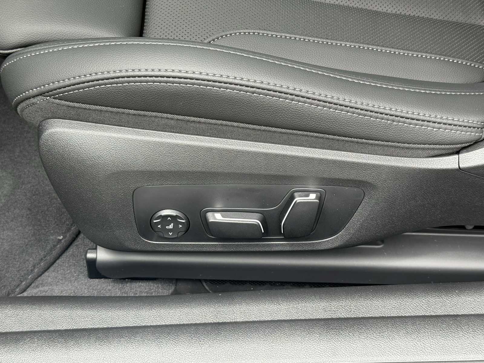 2026 BMW 4 Series 430i - Photo 12