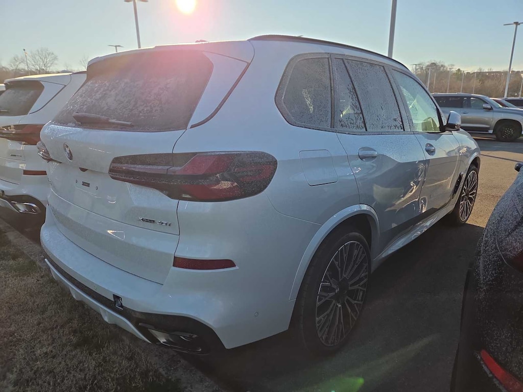 New 2026 BMW X5 xDrive40i SUV