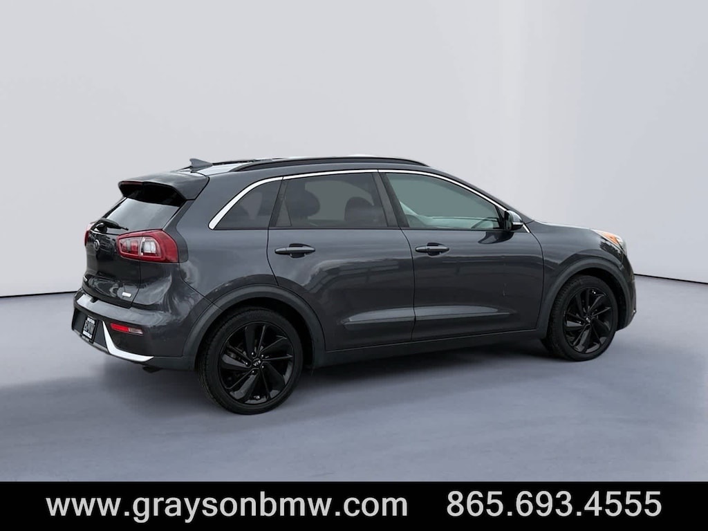 Used 2018 Kia Niro EX SUV