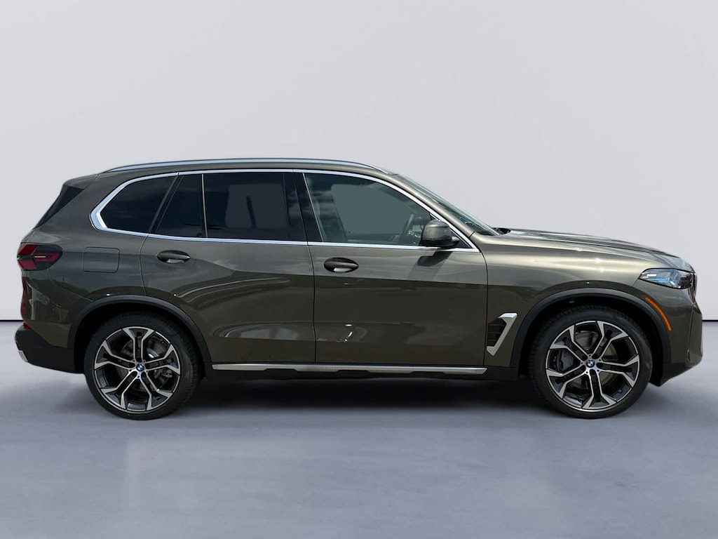 New 2026 BMW X5 PHEV xDrive50e SUV