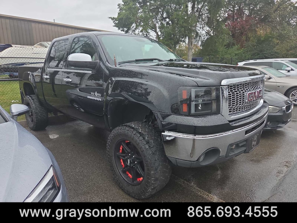 Used 2011 GMC Sierra 1500 SLE 2WD Crew Cab 143.5 Truck Crew Cab