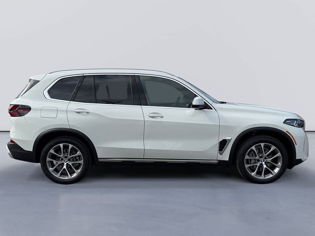 New 2026 BMW X5 xDrive40i SUV