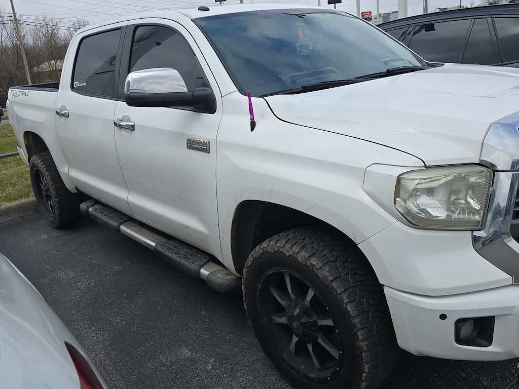 Used 2014 Toyota Tundra Platinum Crewmax 5.7L FFV V8 6-Spd AT SE) Truck Crew Max