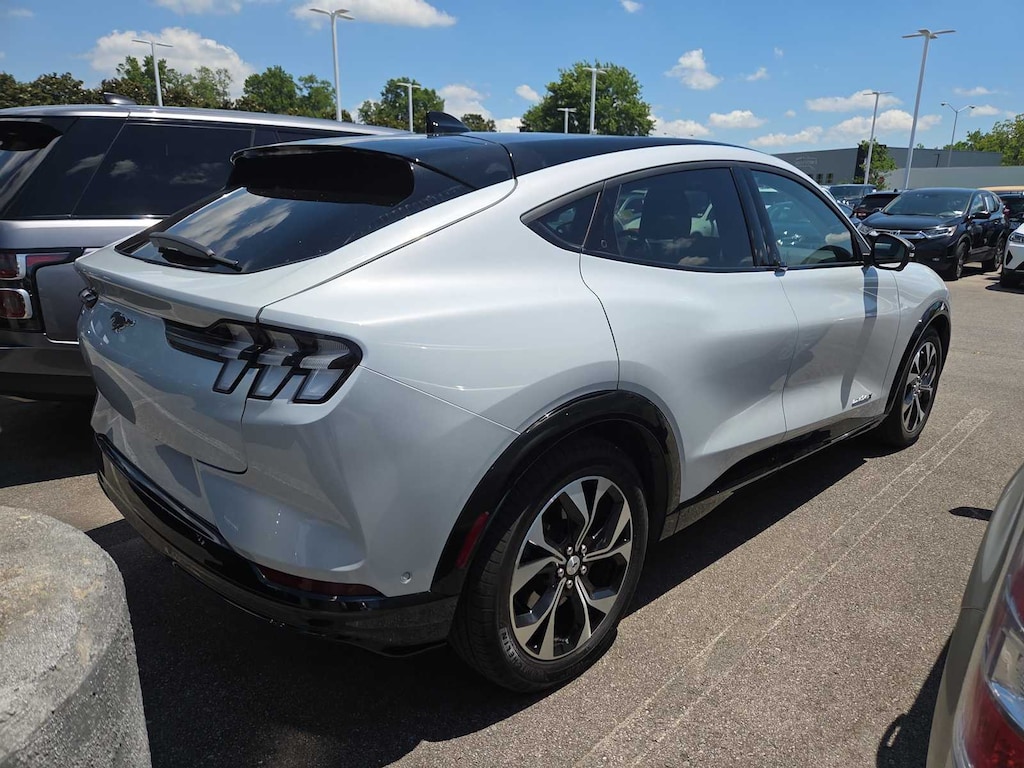 Used 2022 Ford Mustang Mach-E Premium SUV