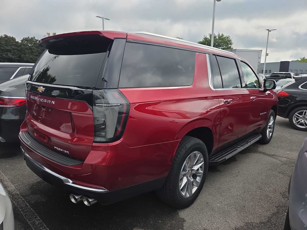 Used 2025 Chevrolet Suburban Premier SUV