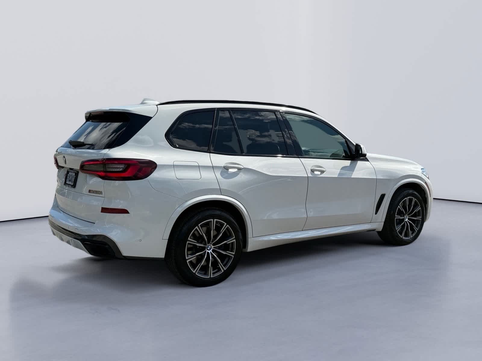 2022 Bmw X5 M50i photo 3