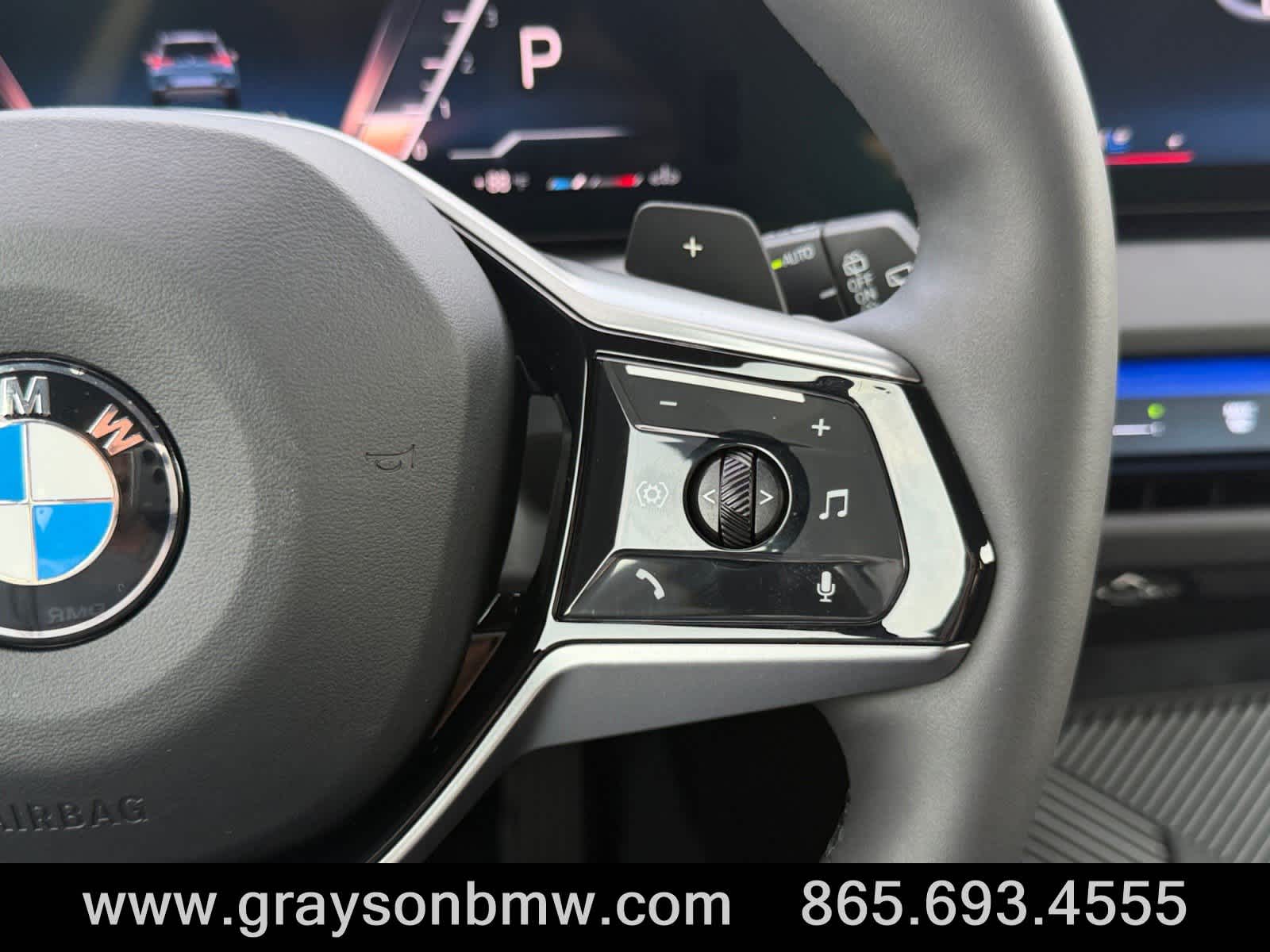 2026 BMW X3 30 - Photo 25