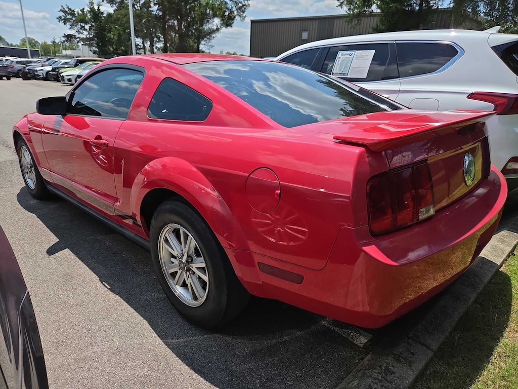 Used 2007 Ford Mustang Deluxe Coupe