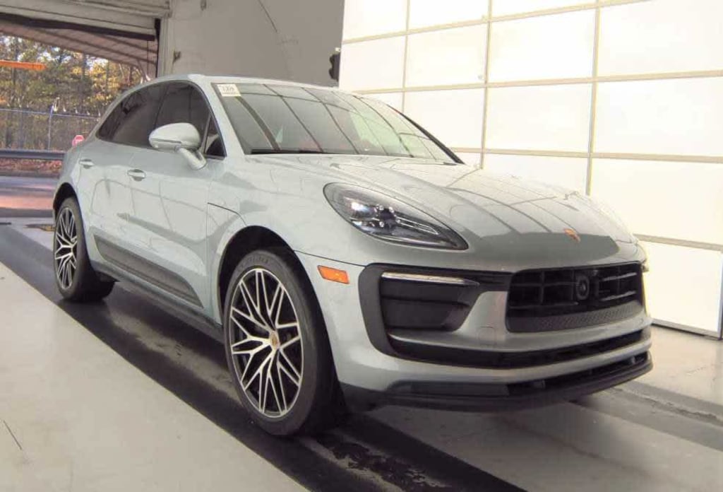 Used 2024 Porsche Macan SUV
