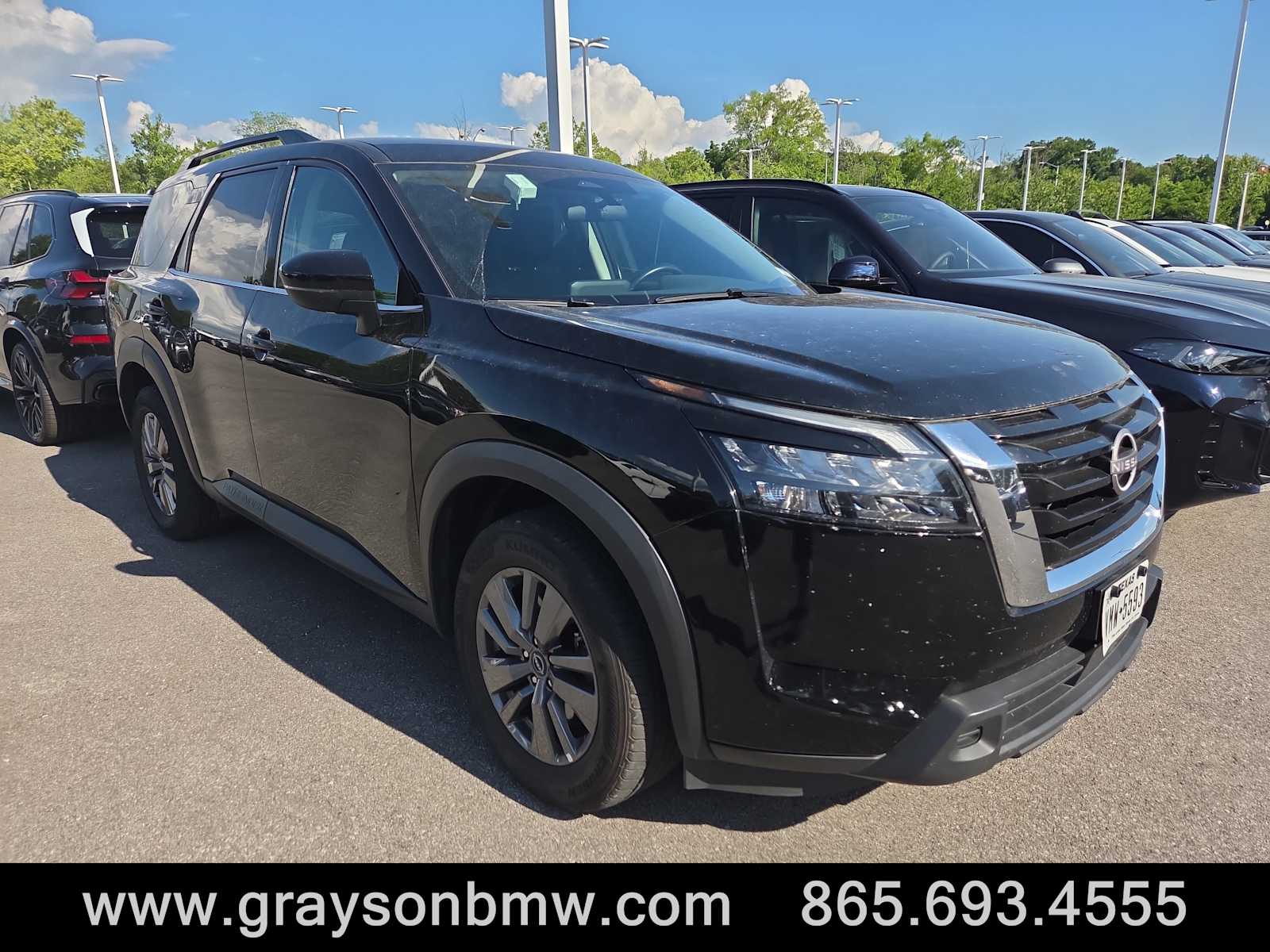 2024 Nissan Pathfinder SV 2WD's photo