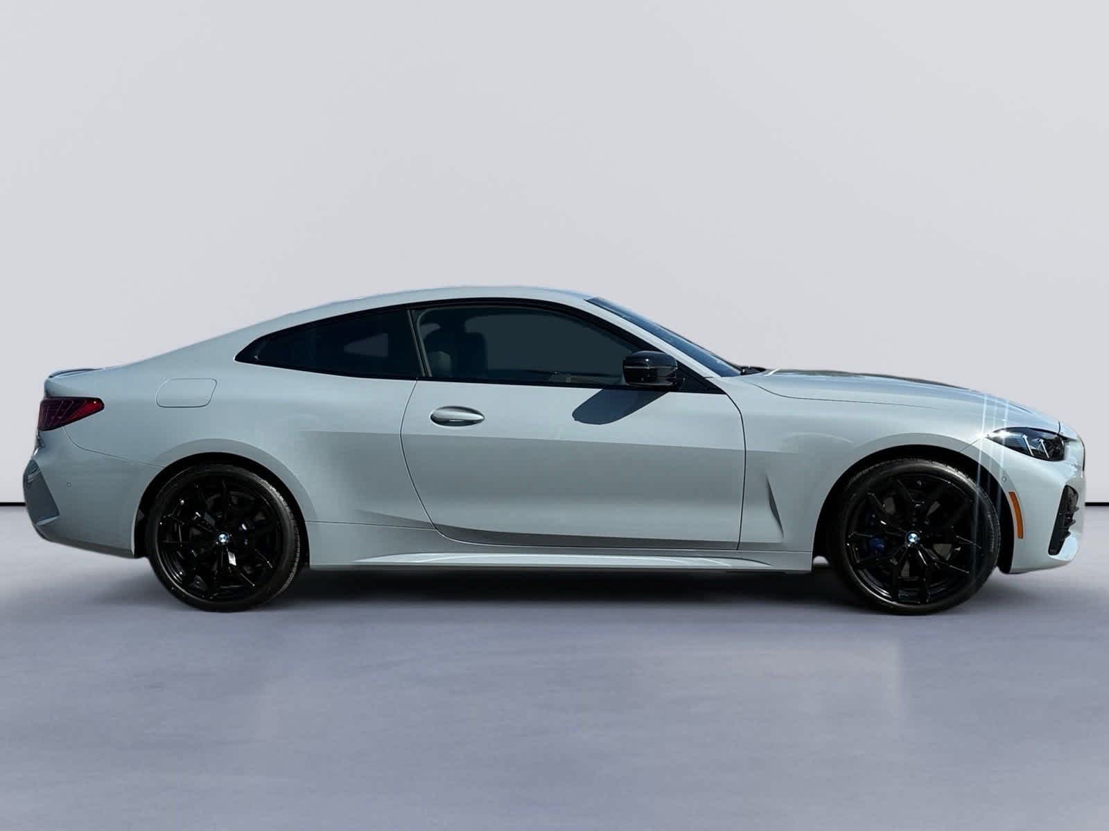 2026 BMW 4 Series 430i - Photo 2