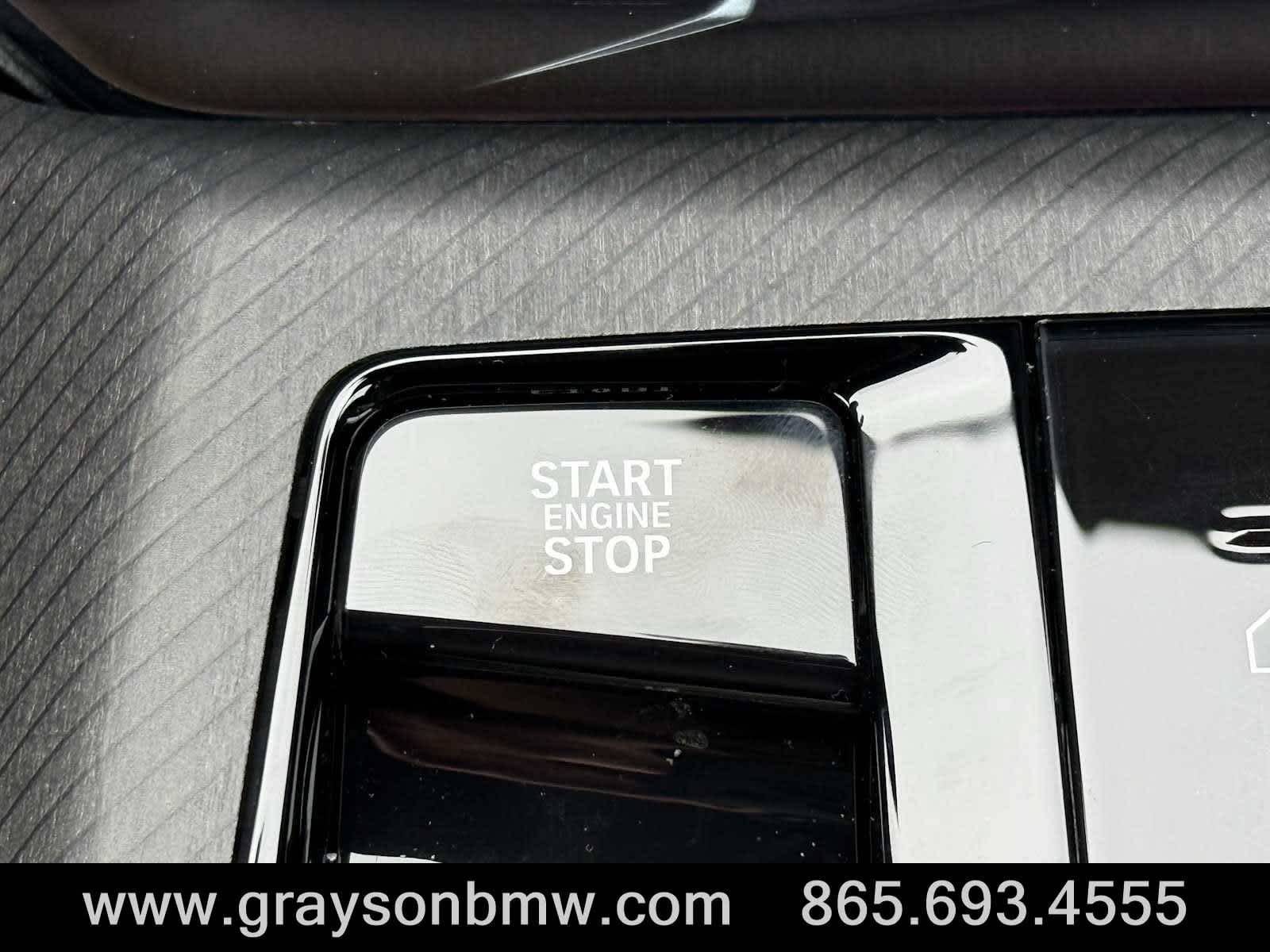 2025 BMW X3 30 - Photo 21