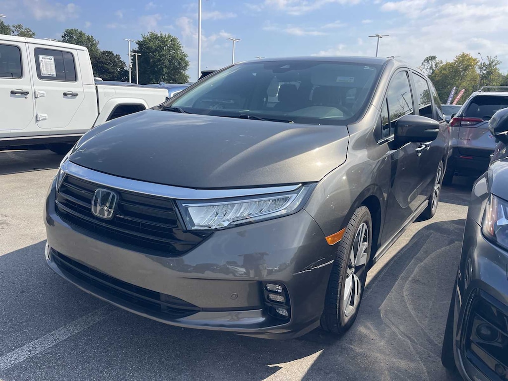 Used 2022 Honda Odyssey Touring Van