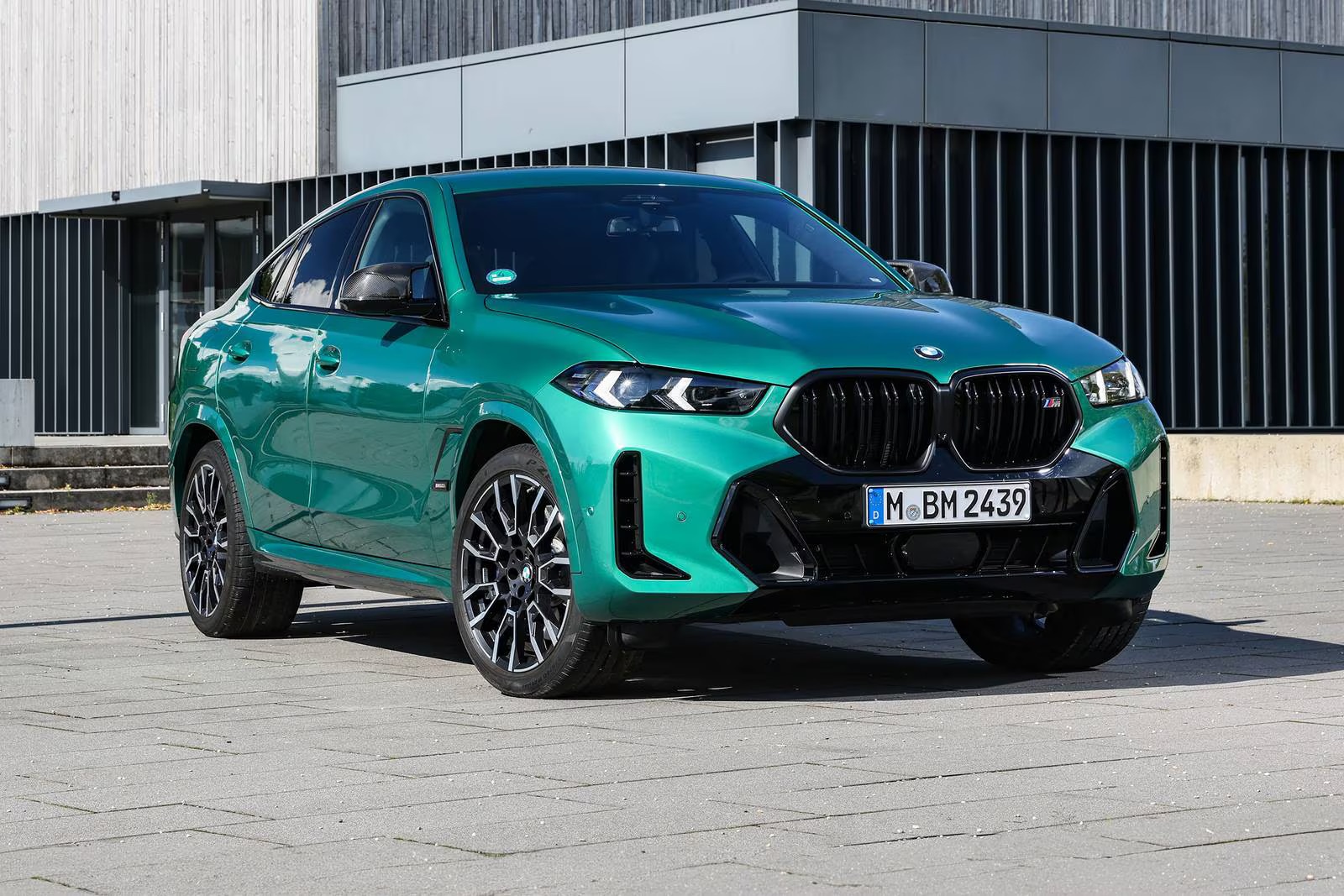 A View of the front grille on the 2026 BMW X6