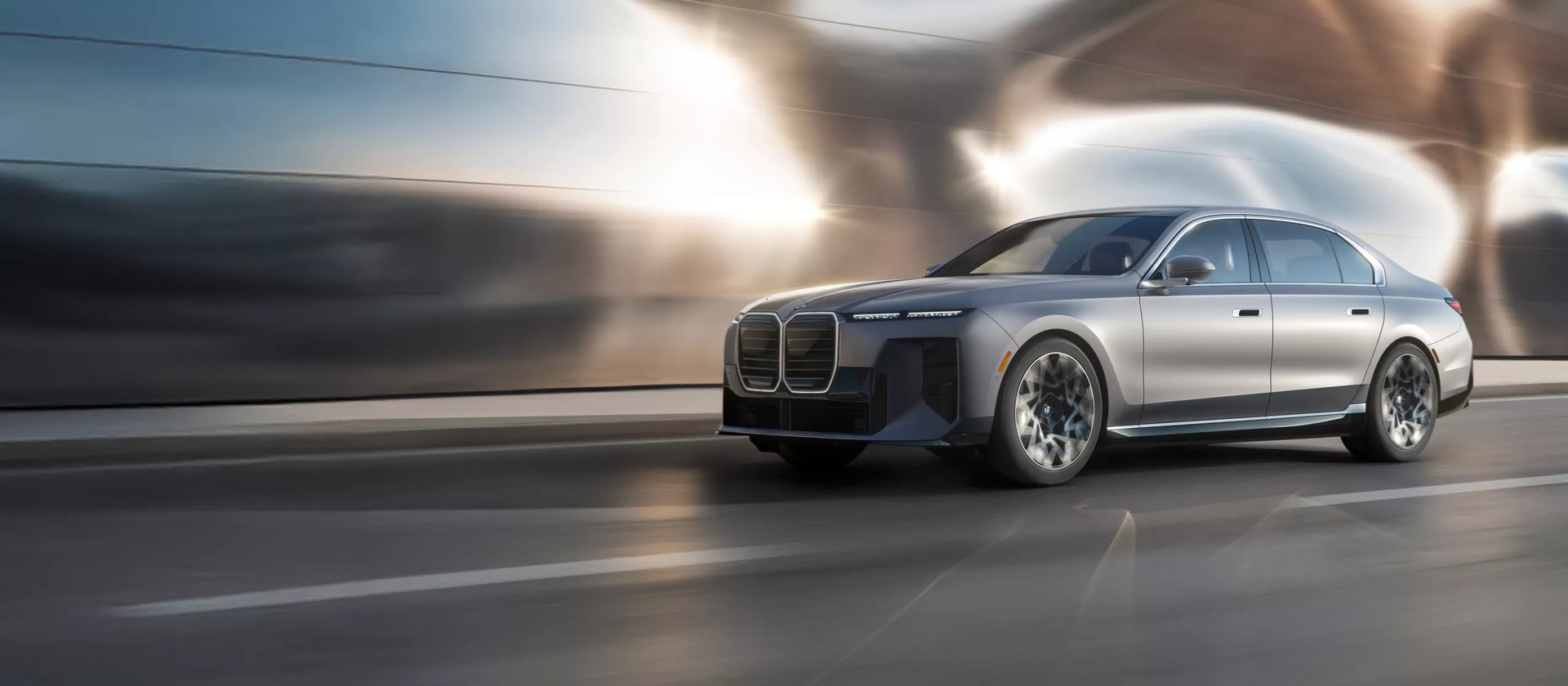 2027 BMW i7 and Mercedes-Benz EQS performance comparison