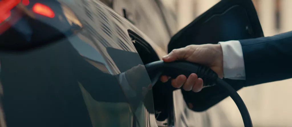 2027 BMW iX5 charging technology