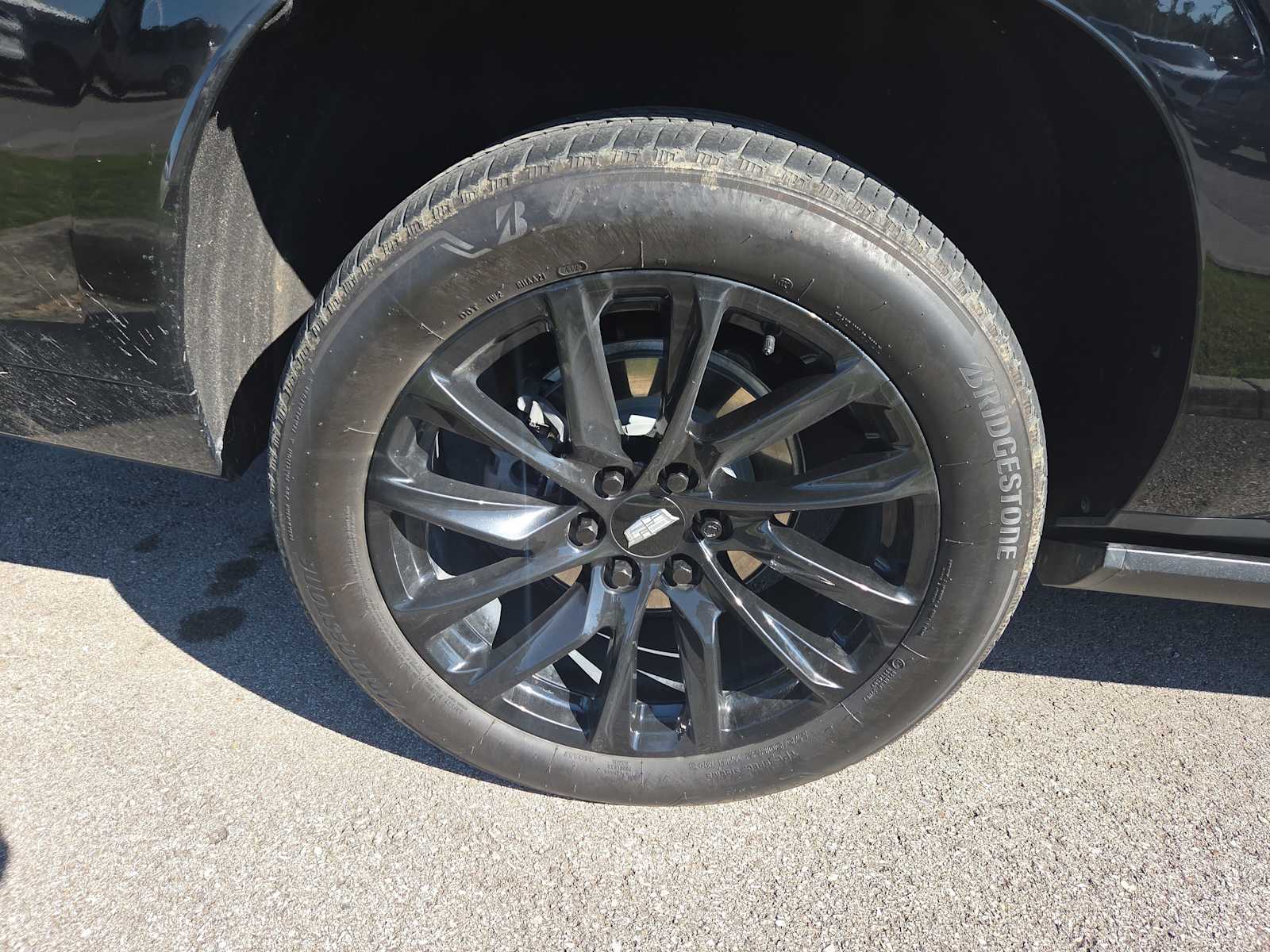 2024 Cadillac Escalade ESV Sport Platinum photo 3