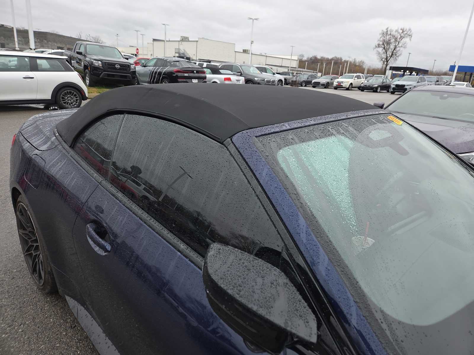 2022 Bmw M4 Competition xDrive Convertible photo 3