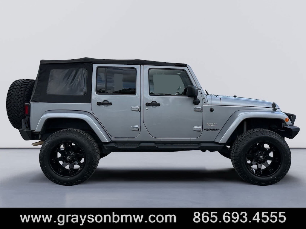 Used 2015 Jeep Wrangler Unlimited Sahara SUV
