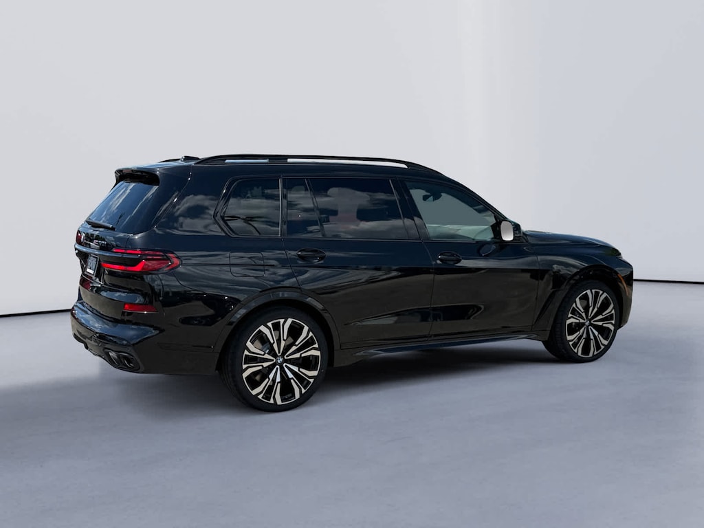 New 2027 BMW X7 M60i SUV