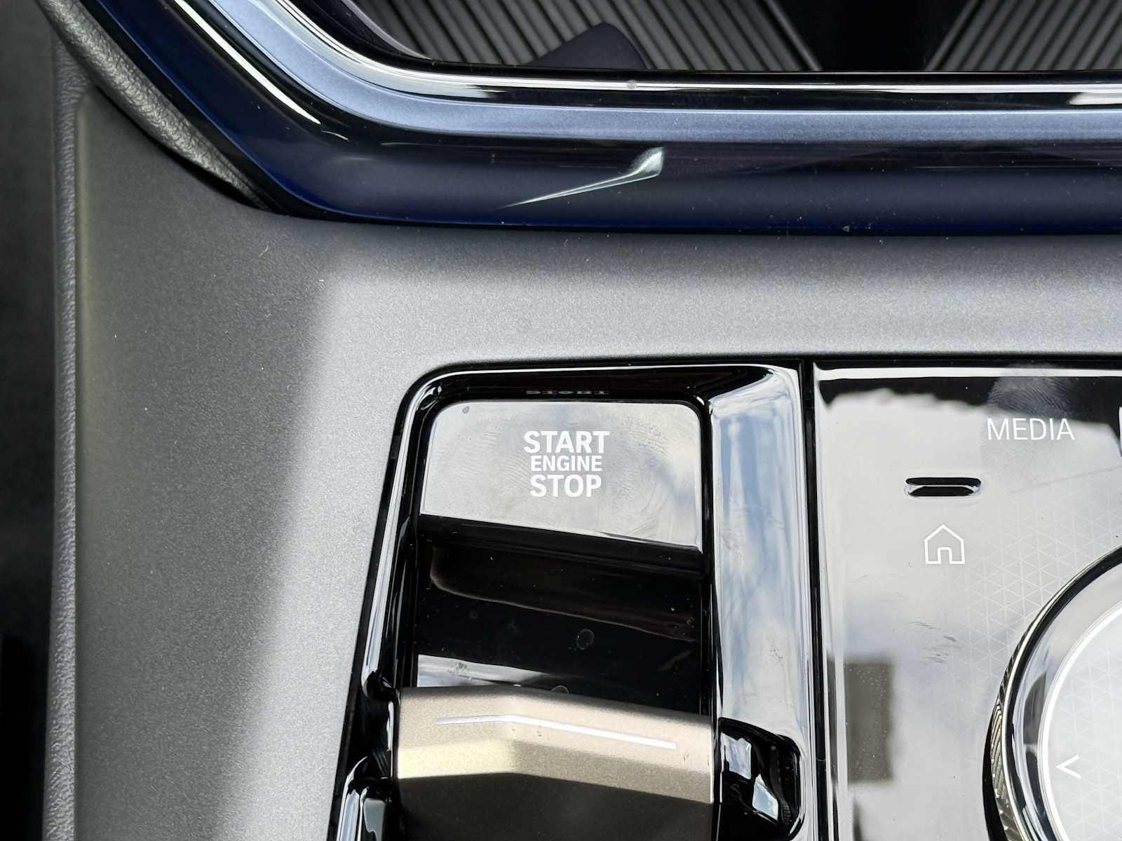 2025 BMW X3 30 - Photo 20